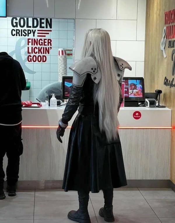 fashion faux pas, weird fashion, style mistakes, wardrobe fails, clothing blunders, street style humor, celebrity fashion fails, outfit mishaps, fashion disasters, style bloopers, wardrobe mishaps