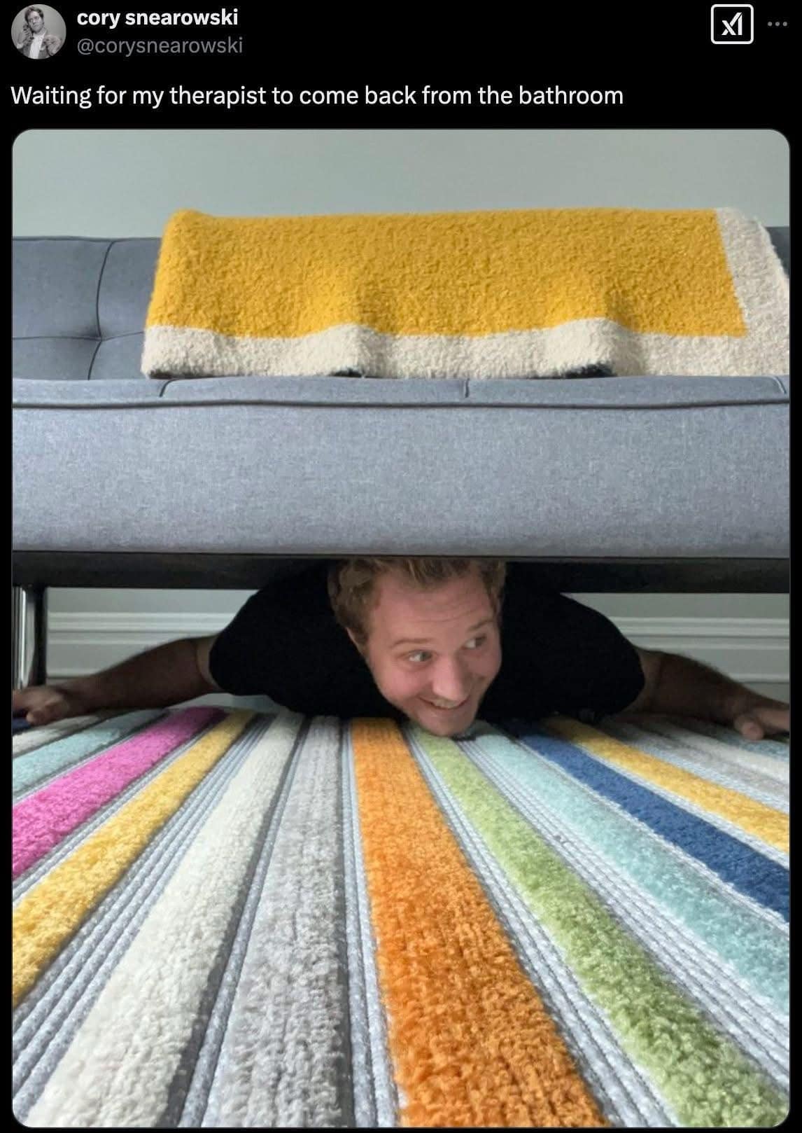 Waiting for my therapist to come back from the bathroom •••