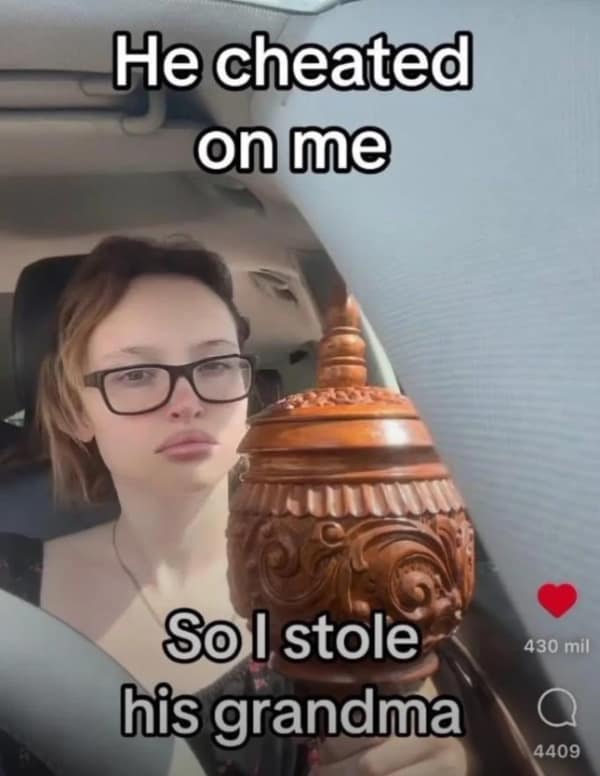 hold up memes, shocking images, unexpected humor, bizarre visuals, funny reactions, odd responses, quirky impressions, humorous viewpoints, bizarre photos, strange snapshots, peculiar pictures, eerie visuals, confusing memes, puzzling humor, mind-bending jokes, surreal comedic bits