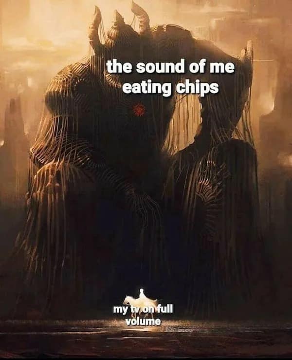 the sound of me eating chips my yon full vlume