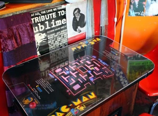 80s memes, 80s nostalgia, 1980s memes, eighties memes, retro 80s memes, 80s throwback, 1980s culture, retro throwbacks, classic throwbacks, vintage throwbacks, neon vibes, neon fashion, neon culture