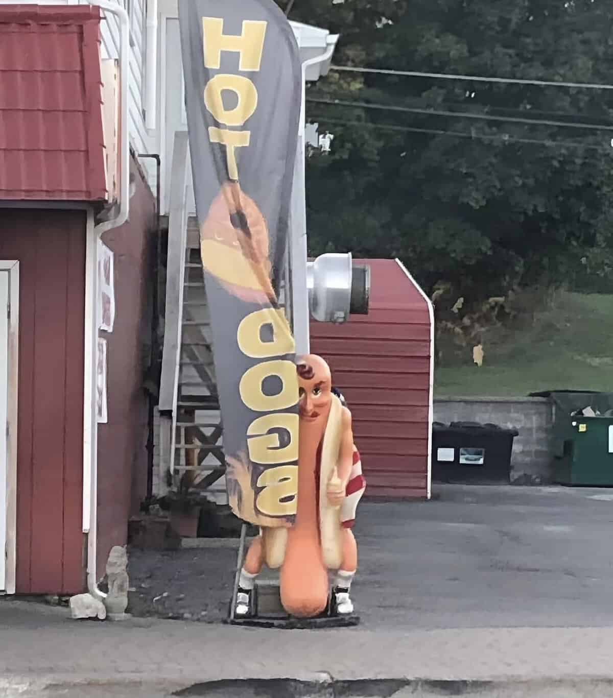 funny reddit posts, comedic Reddit threads, hilarious forum entries, amusing posts, internet humor, online comedic content, social web jokes, digital laughs, short funny stories, comedic anecdotes, humorous everyday tales, random comedic lines