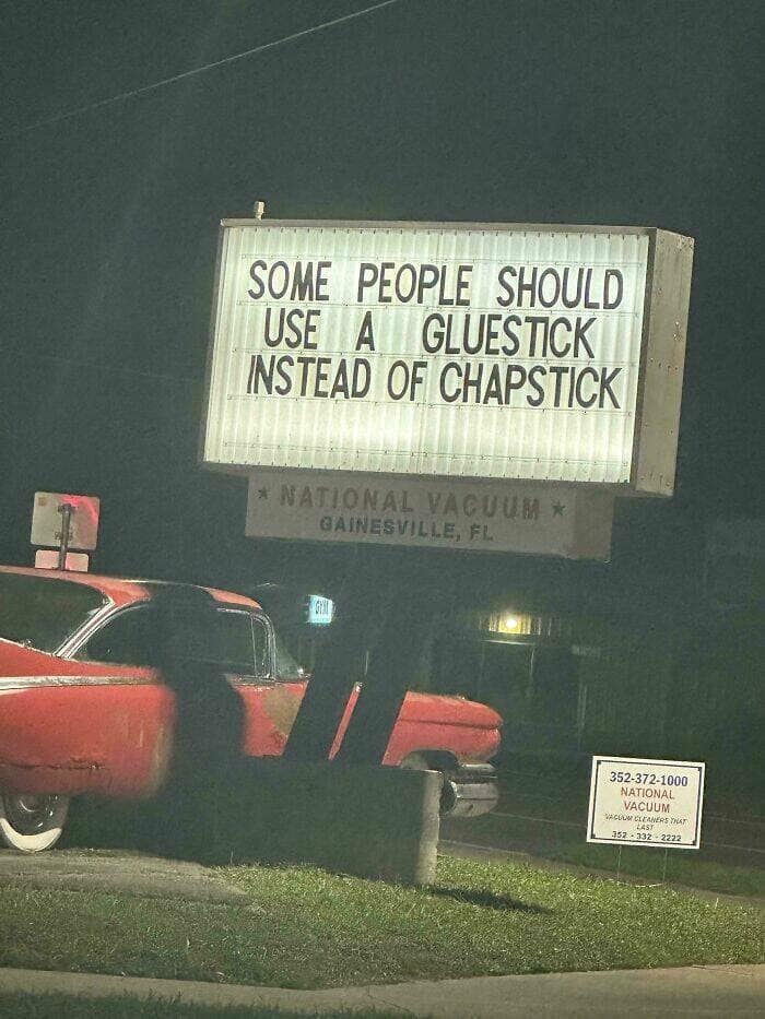 funny signs, comedy signs, humorous signs, comedic signage, public sign memes, signage humor, street post jokes, sarcastic signs, witty placards, ridiculous signs