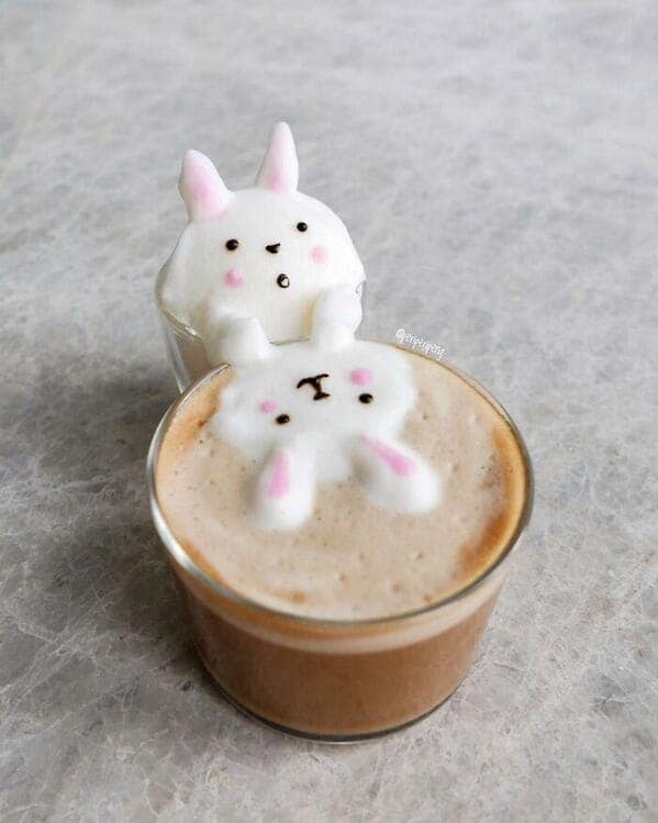 latte art, coffee art, daphne tan, coffee foam art, milk froth art, espresso art, cappuccino art, brew art, barista skills, barista tricks, coffee mastery, 3d latte art, foam sculpture, drinkable art