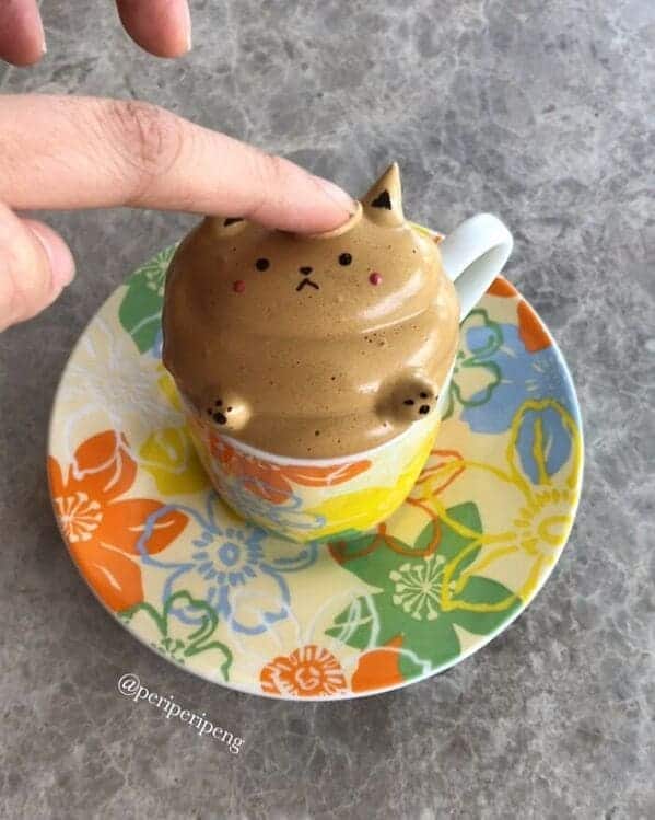 latte art, coffee art, daphne tan, coffee foam art, milk froth art, espresso art, cappuccino art, brew art, barista skills, barista tricks, coffee mastery, 3d latte art, foam sculpture, drinkable art