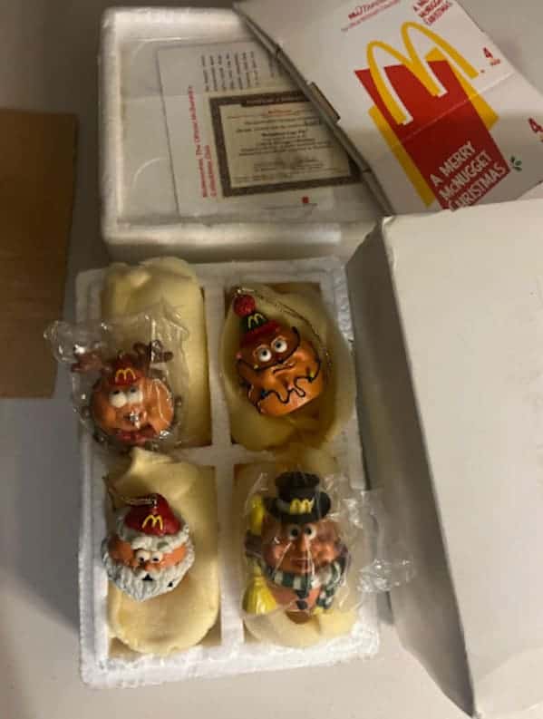 vintage mcdonalds toys, retro happy meal toys, classic mcdonalds toys, old mcdonalds collectibles, happy meal toys, mcdonalds collectibles, fast food toys, retro toys, nostalgic fast food, throwback merchandise, mcdonalds toys, collectible toys, burger chain memorabilia