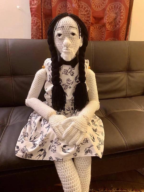 cursed images, cursed photos, haunted photos, horrifying snapshots, abominable visuals, weird pictures, odd visuals, strange imagery, freaky images, bizarre photos, peculiar shots, outlandish pics, uncanny depictions, unsettling images, disconcerting visuals, disturbing photos, eerie captures