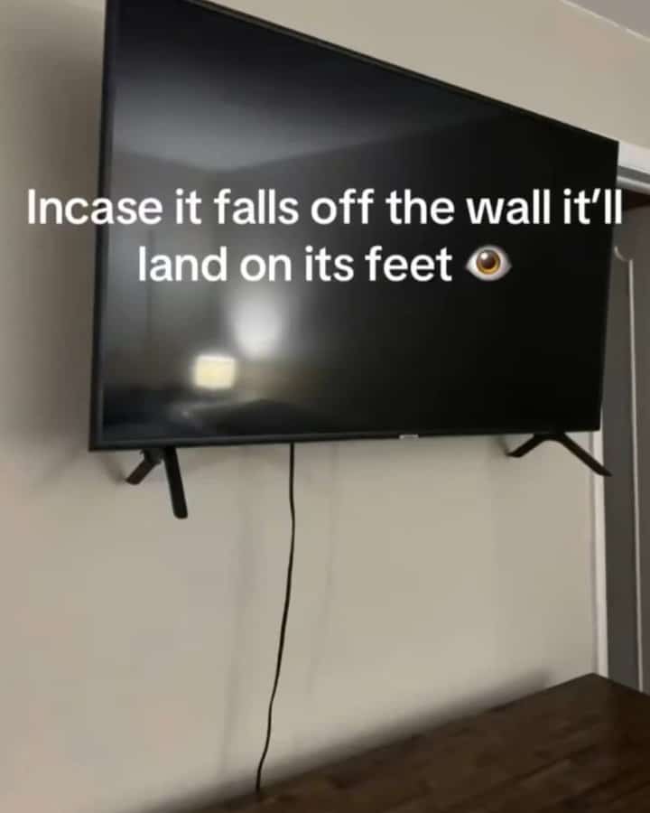 Incase it falls off the wall it'll land on its feet ©