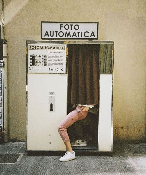 street photography, amazing photos, urban photography, street photos, candid photography, city photography, street shots, urban photos, candid photos, street pics, urban life images, city snapshots, sidewalk photography, real life photos, urban candid shots, street art pics, spontaneous photography, city scenes, everyday photography, urban exploration photos, street image gallery