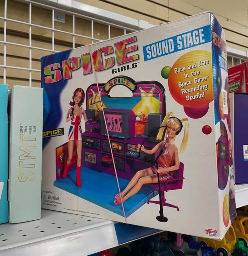 90s toys, childhood toys, retro toys, classic games, old toys, vintage toys, 90s kids, playground toys, beanie babies, tamagotchi, polly pocket, pokemon cards, skip-it, slap bracelet, 90s nostalgia, toy memories, playground classics, retro games, collectible toys