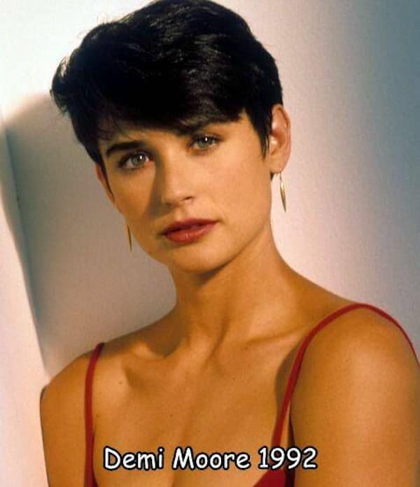 90s nostalgia, nostalgia memes, 90s memes, throwback memes, vintage memes, 90s pop culture, 90s fashion memes, childhood memes, 90s tech memes, mixtape memes, VHS memes, dial-up internet memes, arcade memes, sitcom memes, retro gaming memes, nostalgic humor, meme dump, decade memes