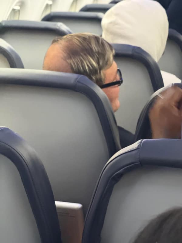 bad haircuts, haircut fails, haircut disasters, funny hairstyle memes, hair mistakes, barber fails, salon mishaps, terrible haircuts, comedic hair mishaps, hairstyle blunders