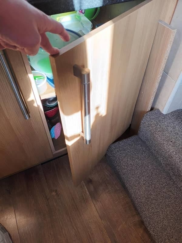 construction fails, renovation fails, DIY fails, home repair memes, construction jokes, building fails, structural fails, group chat memes, viral fails, trending fails, home improvement memes, contractor memes, funny photos, engineering fails, handyman memes, renovation jokes, home disaster, DIY disasters, fail pics, repair memes