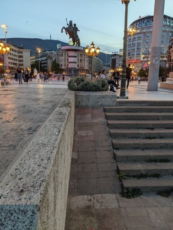 construction fails, renovation fails, DIY fails, home repair memes, construction jokes, building fails, structural fails, group chat memes, viral fails, trending fails, home improvement memes, contractor memes, funny photos, engineering fails, handyman memes, renovation jokes, home disaster, DIY disasters, fail pics, repair memes