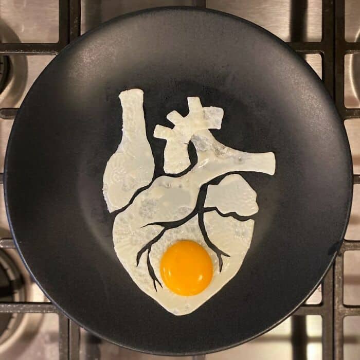 Fried egg shaped like an anatomical human heart