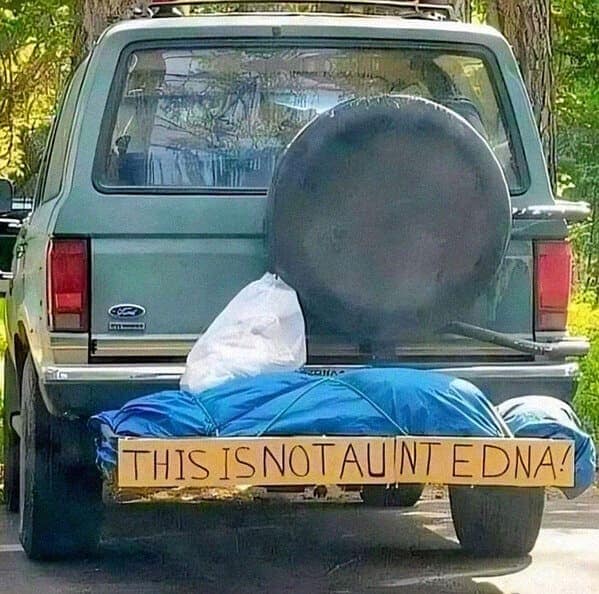 funny signs, comedy signs, humorous signs, comedic signage, public sign memes, signage humor, street post jokes, sarcastic signs, witty placards, ridiculous signs