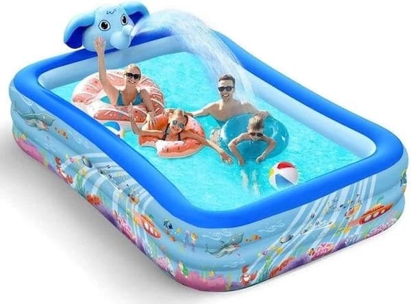 A product ad for an inflatable pool with a poorly photoshopped family inside of it.