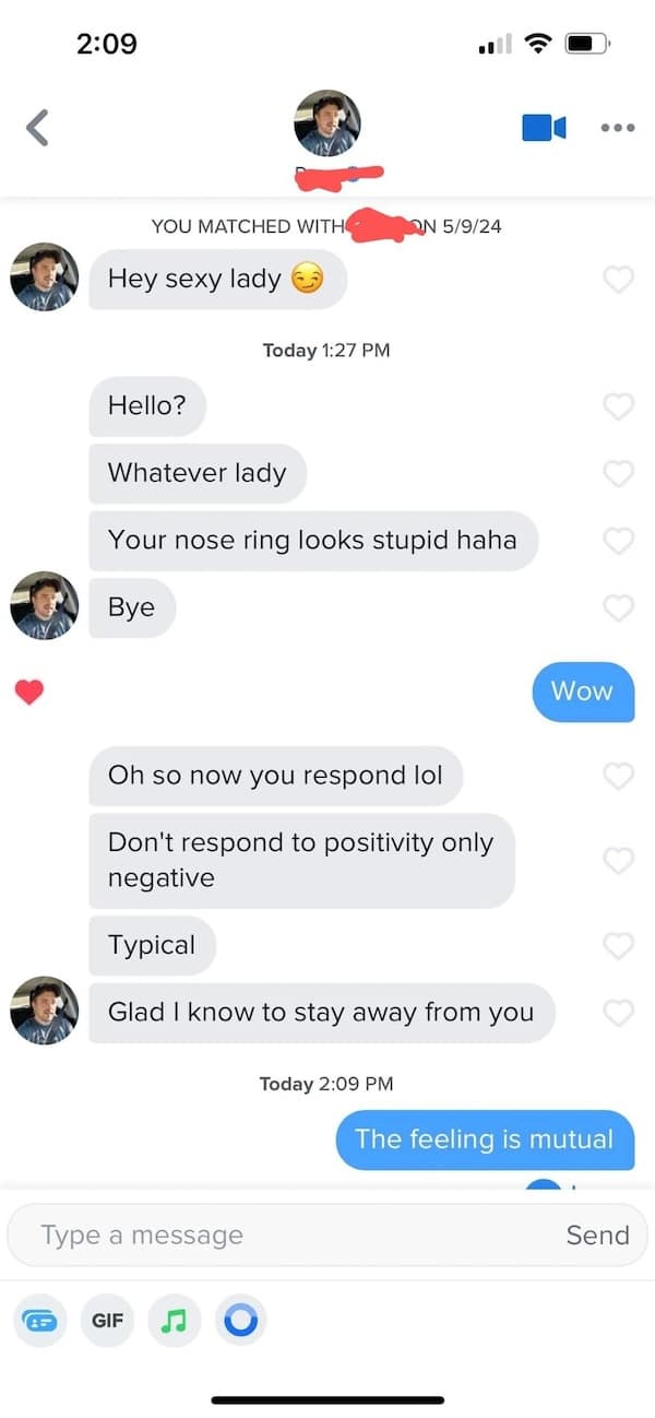 A dating app text conversation with a man who sends insults to a woman.