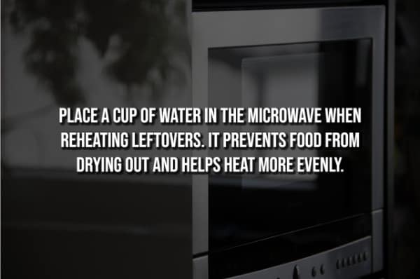 One of the most helpful life hacks for reheating leftovers perfectly in the microwave.