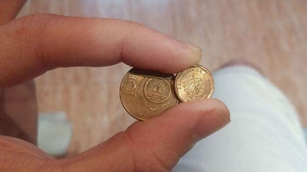 One of the worst server tips where a customer leaves tiny, worthless foreign coins.