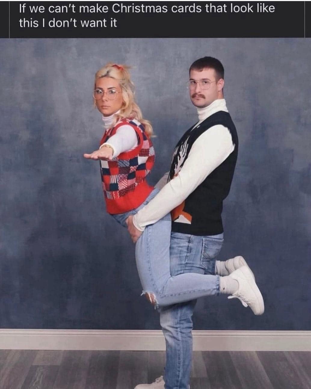 A funny and awkward 80s-style Christmas card photo that is the ultimate relationship goal for some couples.