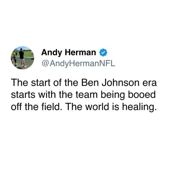 A sports meme tweet joking that the world is healing because the Packers are being booed again.