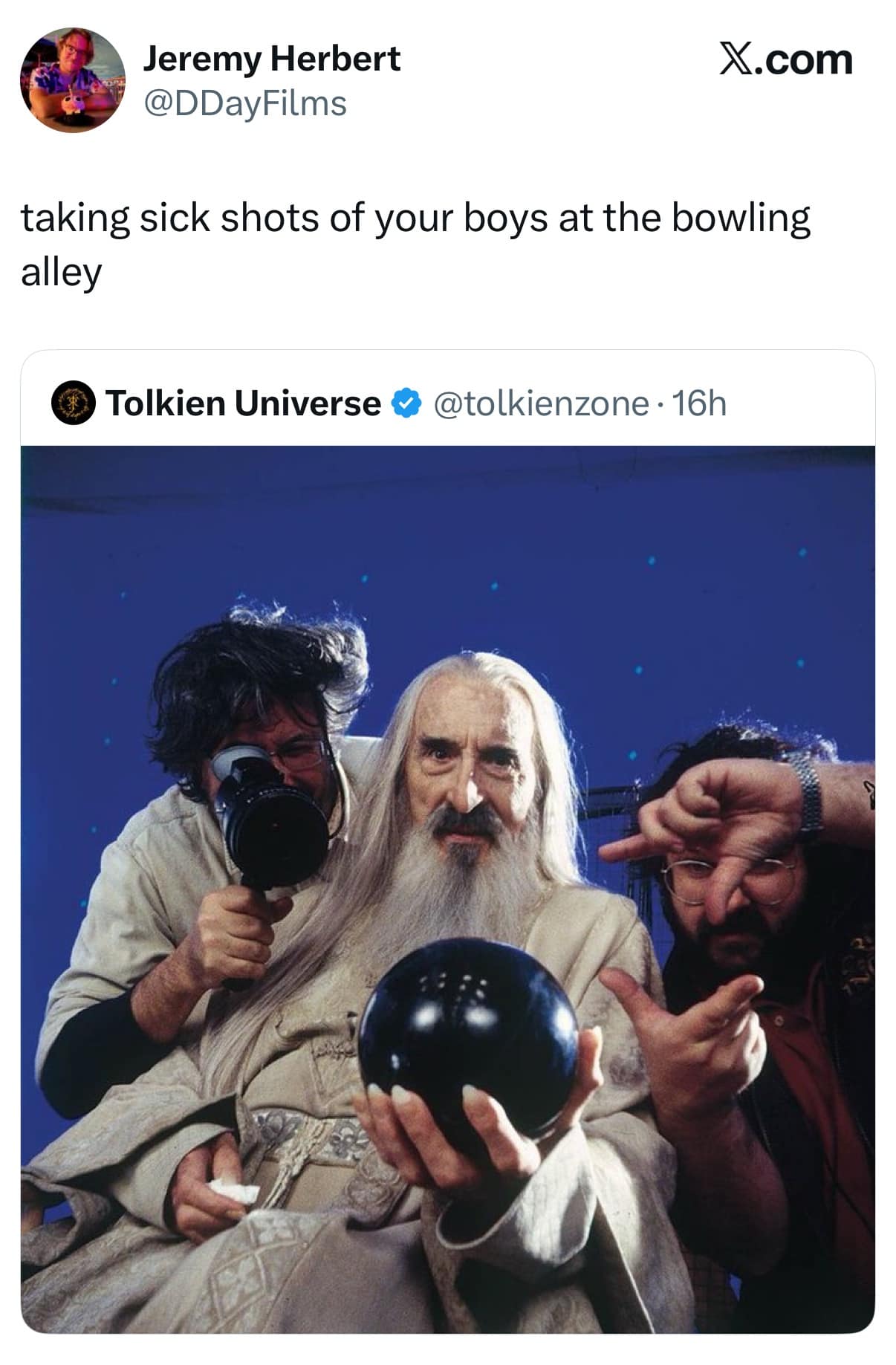 A classic meme tweet comparing a behind-the-scenes photo of Saruman holding a crystal ball to bowling alley screen animations.