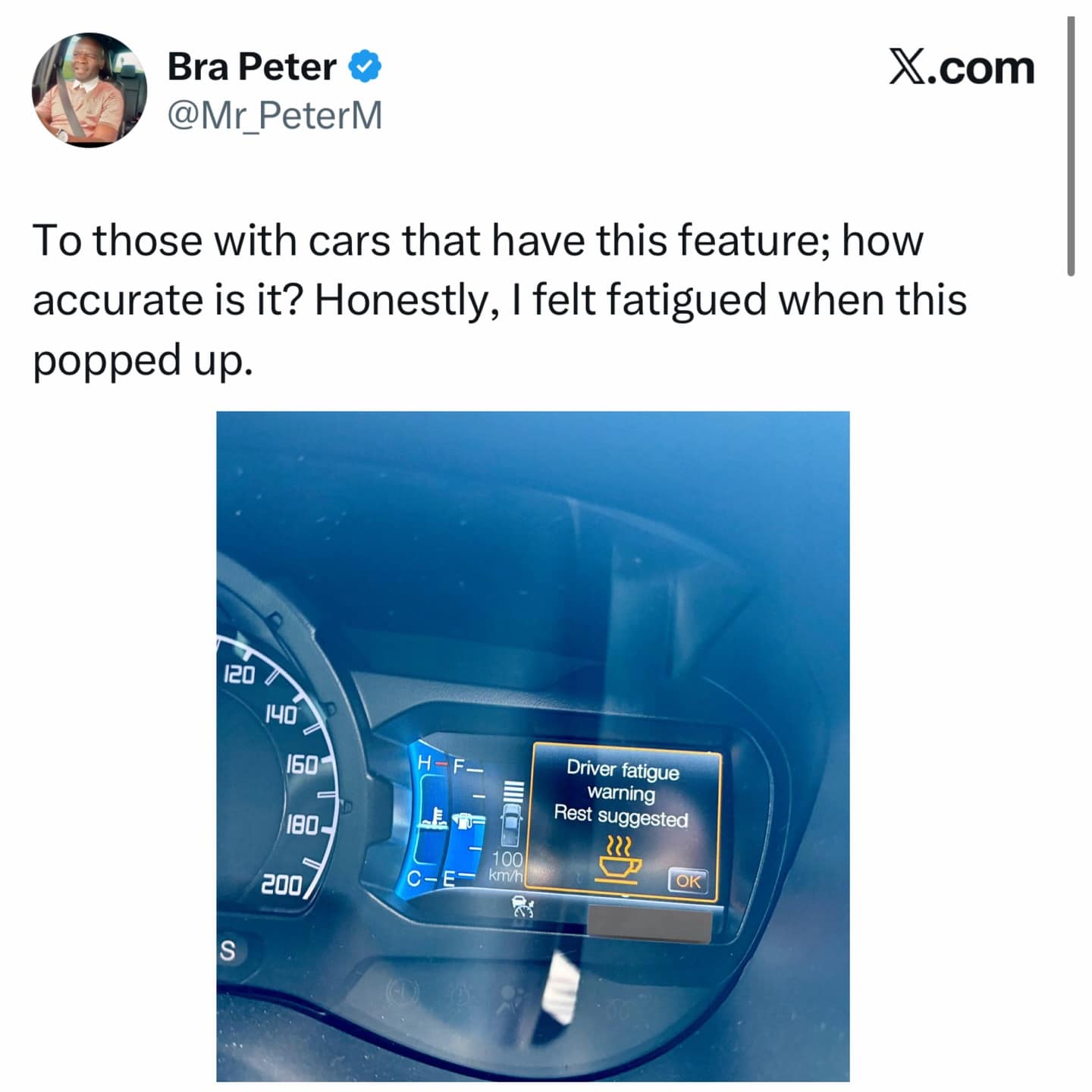 Tweet comparing Kim Kardashian and Beyonce billionaire status with savage reply funny pic.