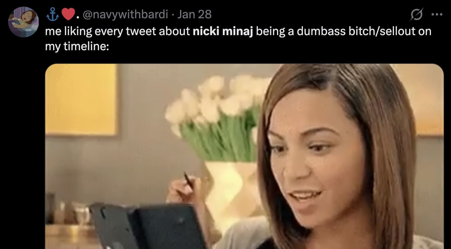 A Nicki Minaj Trump meme using a reaction image of Beyonce to represent fans enjoying the roast tweets about Nicki Minaj's political move.