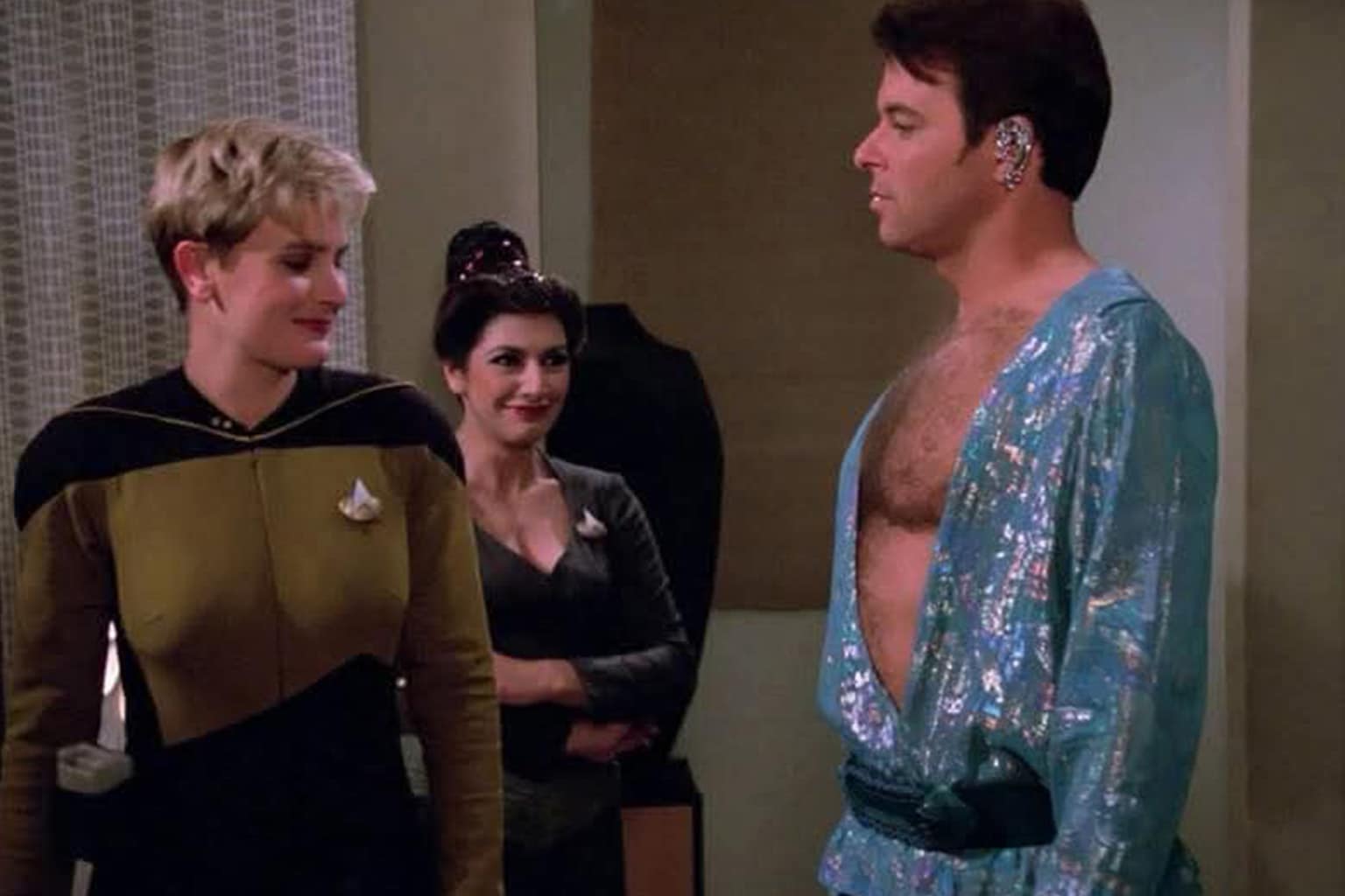 A classic memes gallery featuring a car tire with a parking boot labeled "Improvise. Adapt. Overcome," a screen capture of Commander Riker in a glittery "casual Friday" outfit, and a dog with a cynical expression that perfectly mimics Dr. House.