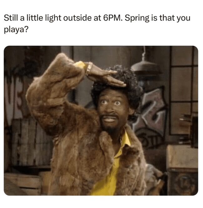 Martin Lawrence looking through sunlight with text about seeing light at 6 PM.