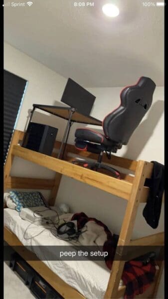 25 Worst Gaming Setups With Maximum Hustle and Zero Budget