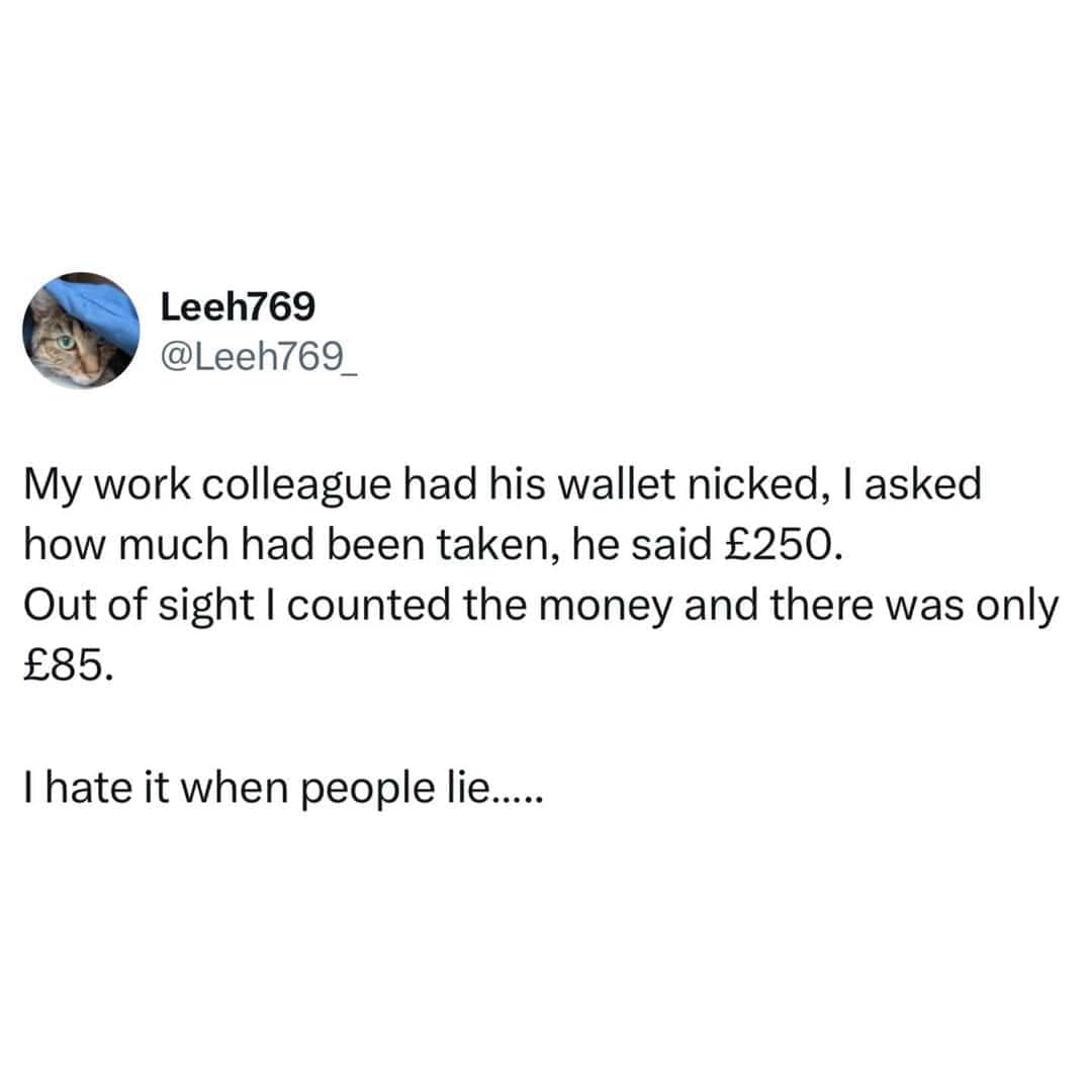 A text tweet joke about counting stolen money from a work colleague's nicked wallet.