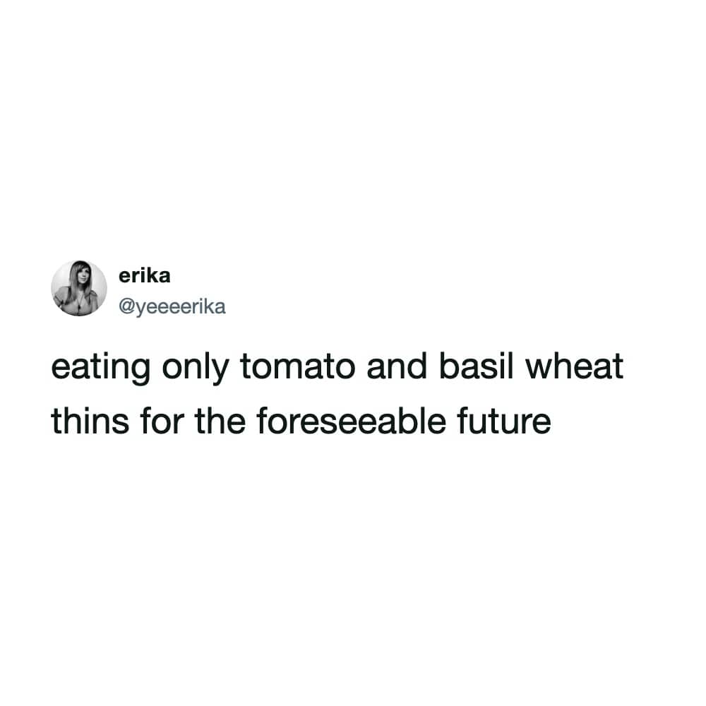 A tweet about eating safe dry crackers to avoid contamination in cyclosporiasis diarrhea lettuce memes.
